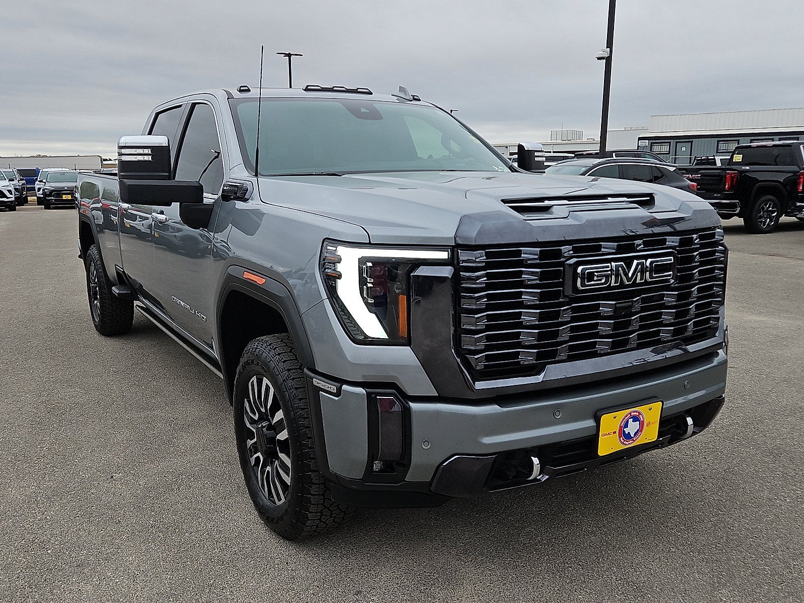 2024 GMC Sierra 3500 HD Denali Ultimate