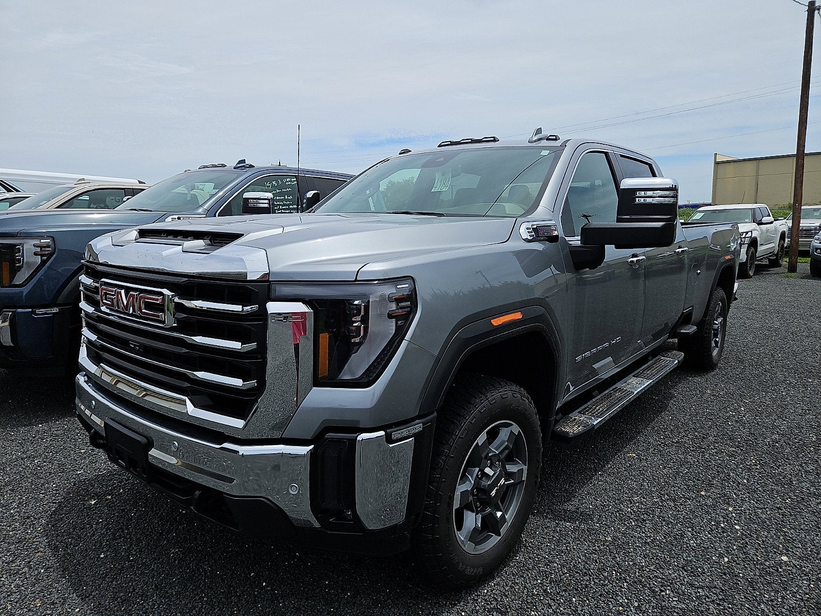 2026 GMC Sierra 2500 HD SLT