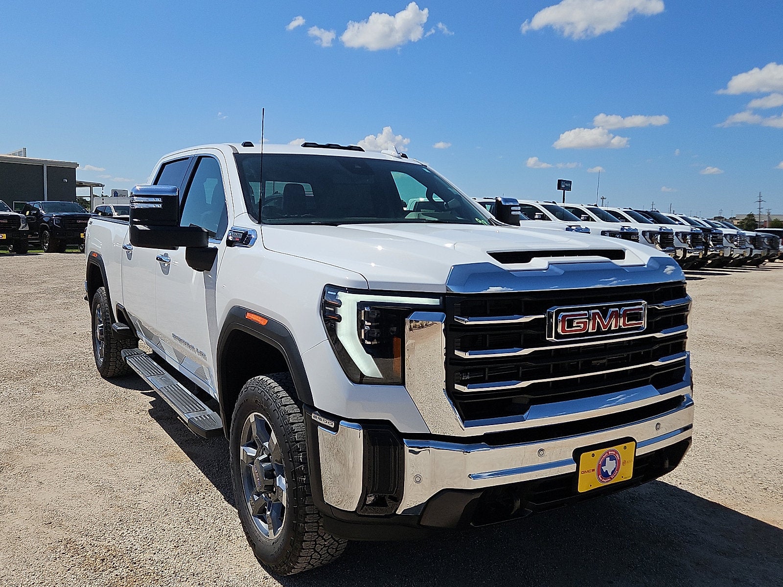 2026 GMC Sierra 2500 HD SLT