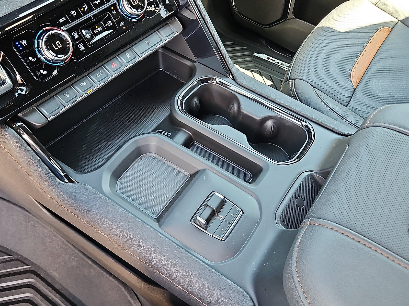 2026 GMC Sierra 2500HD AT4 - Photo 20