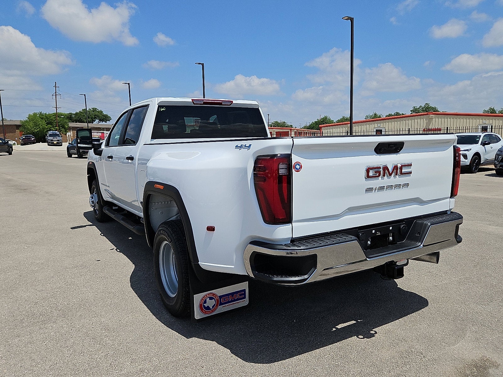 2026 GMC Sierra 3500 HD Pro DRW
