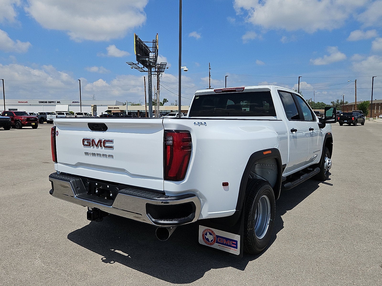 2026 GMC Sierra 3500 HD Pro DRW