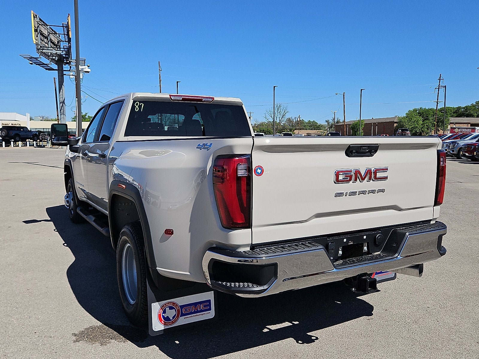 2026 GMC Sierra 3500 HD Pro DRW