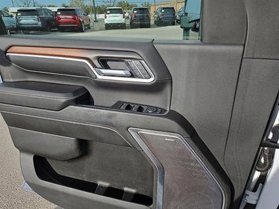 2025 GMC Sierra 3500 HD Denali