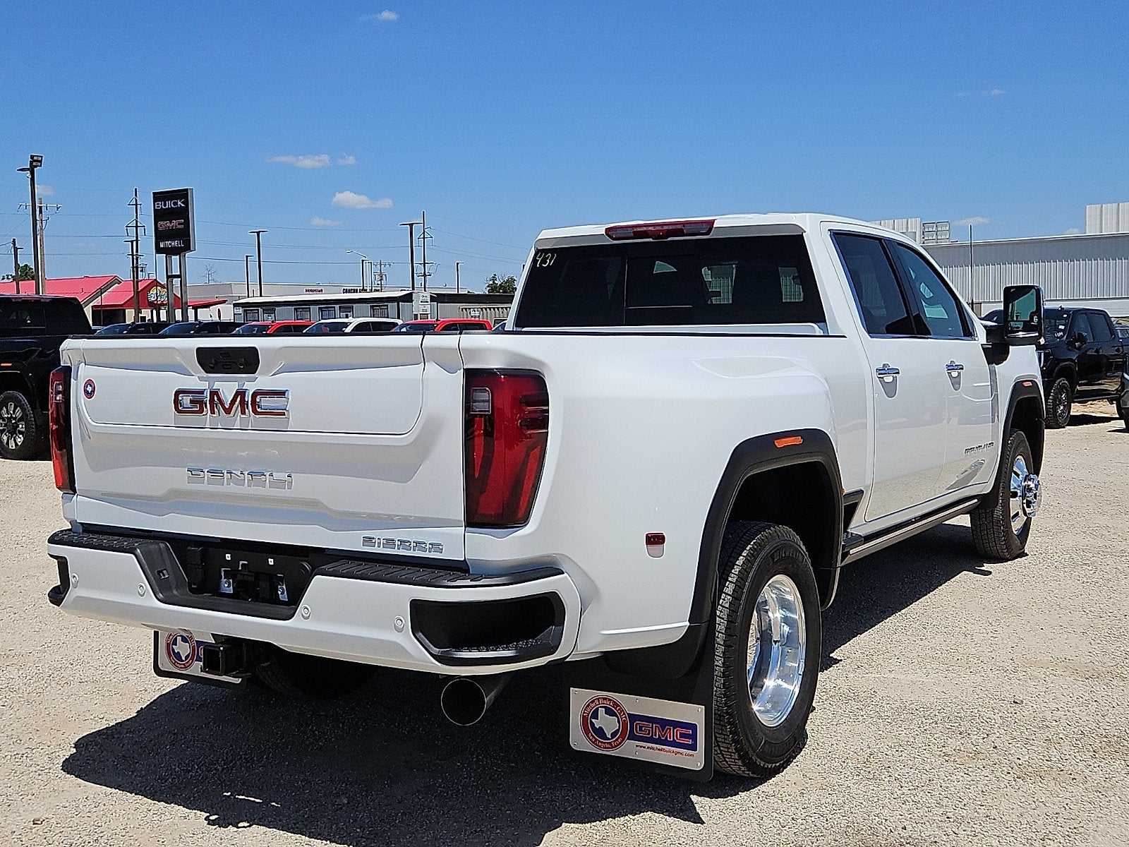 2026 GMC Sierra 3500 HD Denali DRW