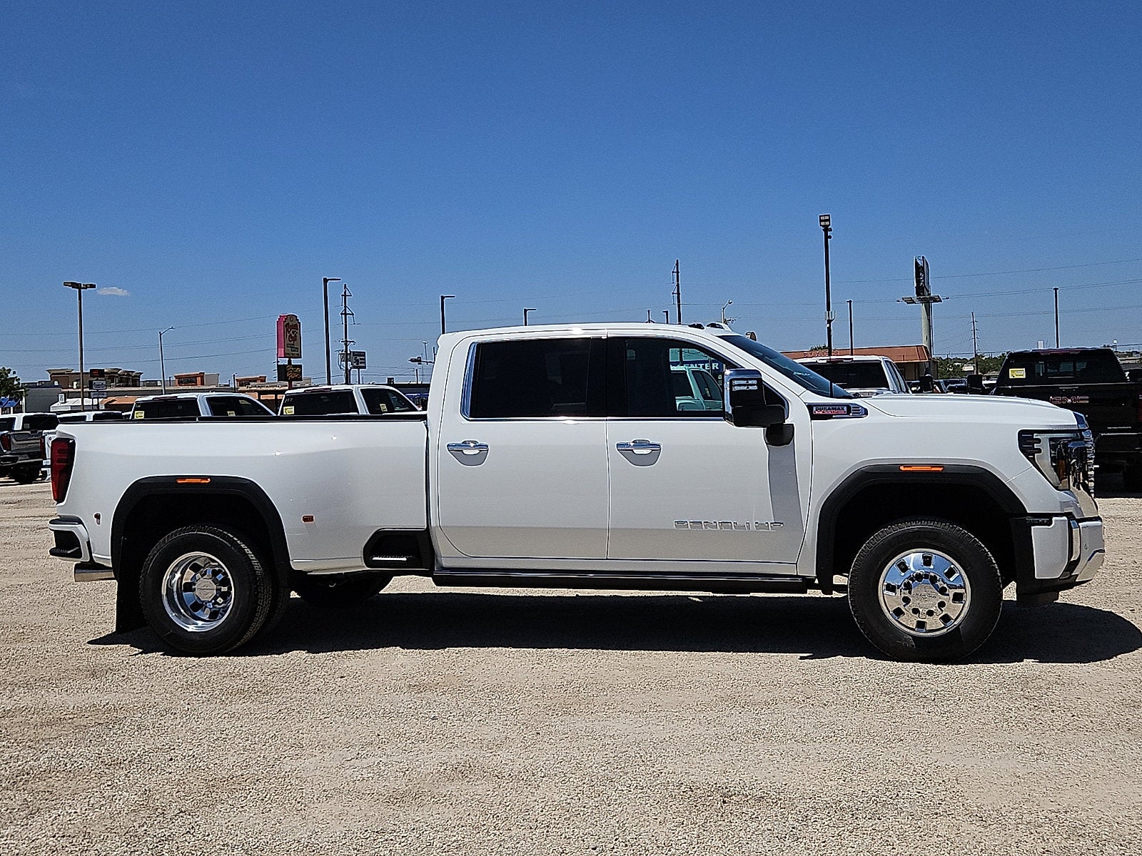 2026 GMC Sierra 3500 HD Denali DRW