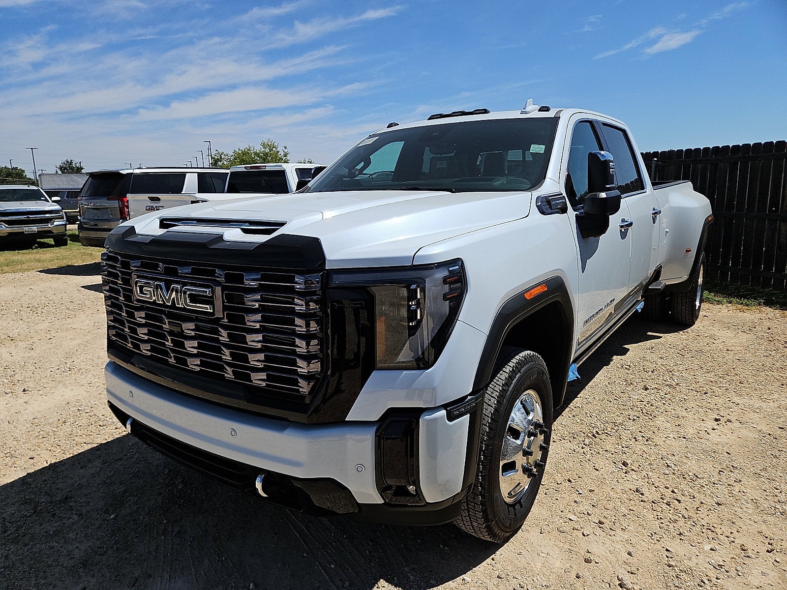 2026 GMC Sierra 3500 HD Denali Ultimate DRW