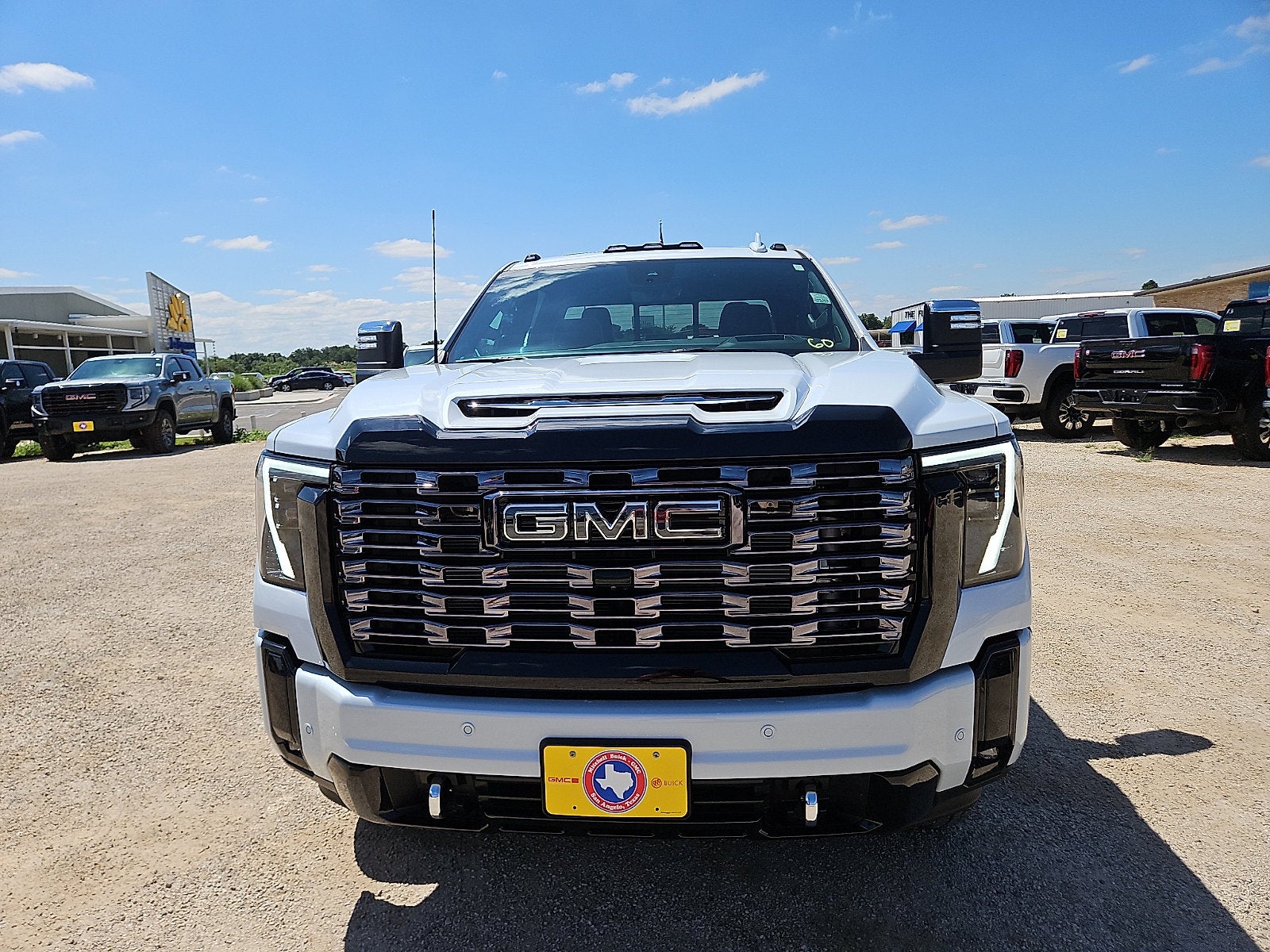 2026 GMC Sierra 3500 HD Denali Ultimate DRW