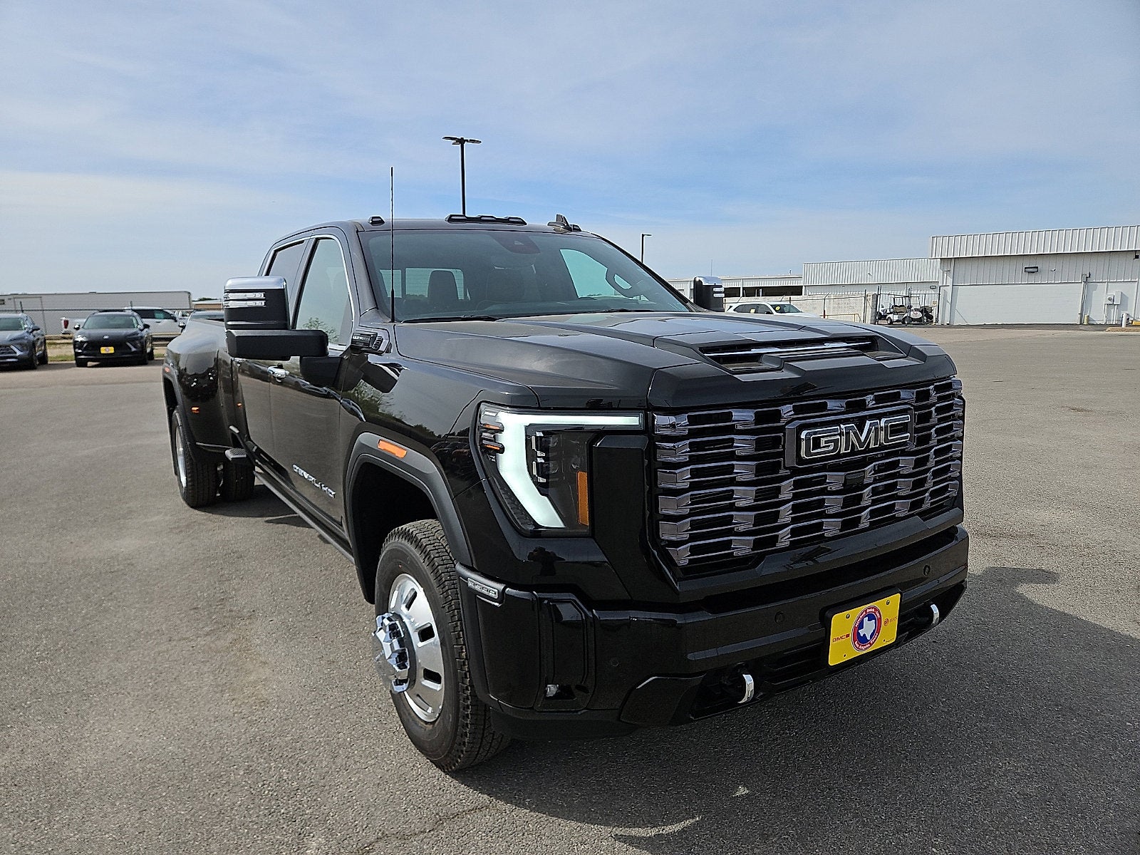 2026 GMC Sierra 3500 HD Denali Ultimate DRW