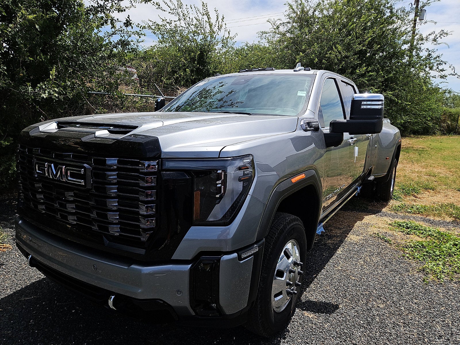 2026 GMC Sierra 3500 HD Denali Ultimate DRW