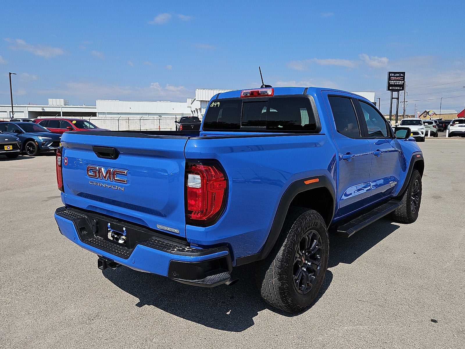 2025 GMC Canyon Elevation