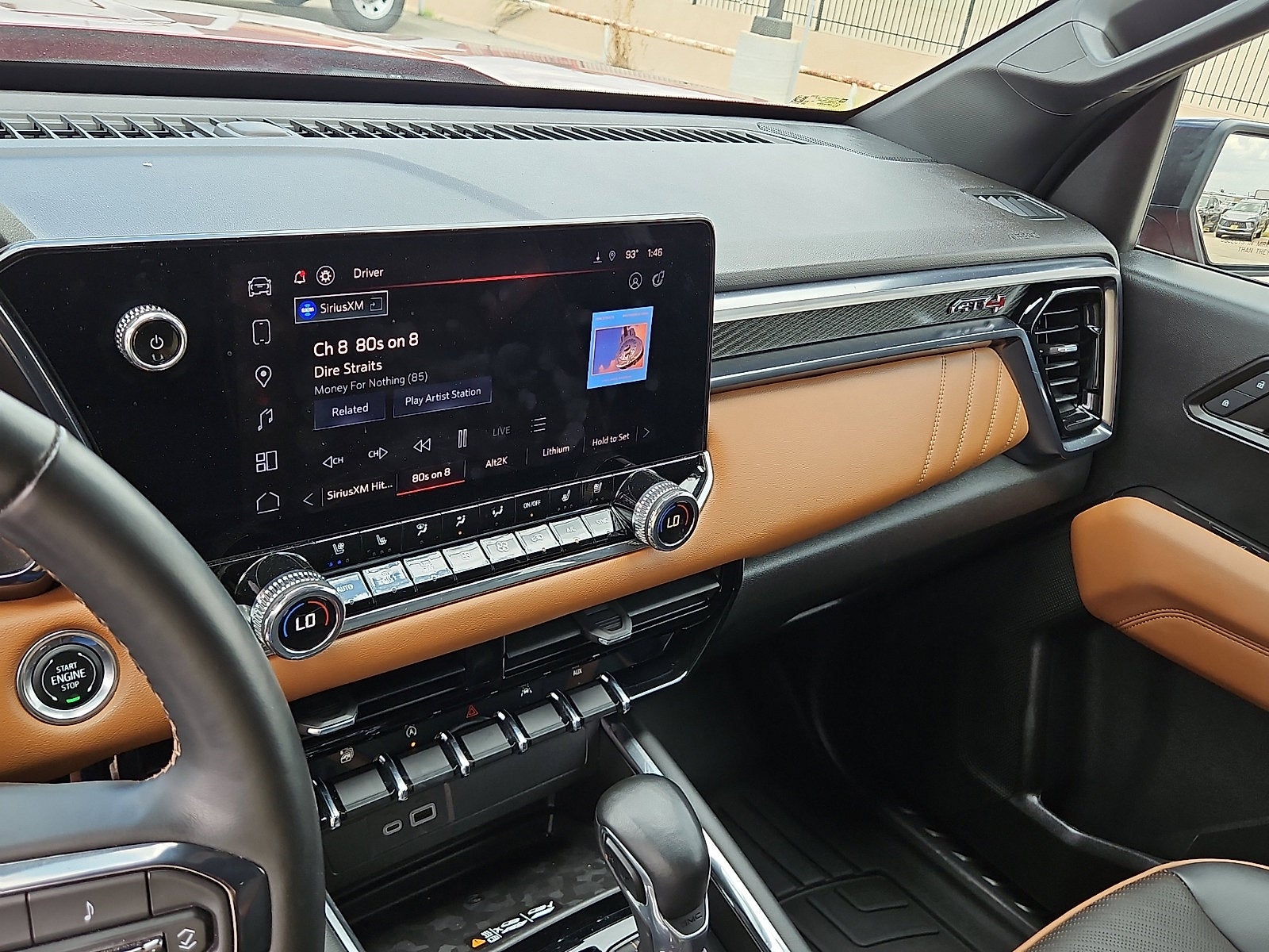 2024 GMC Canyon AT4