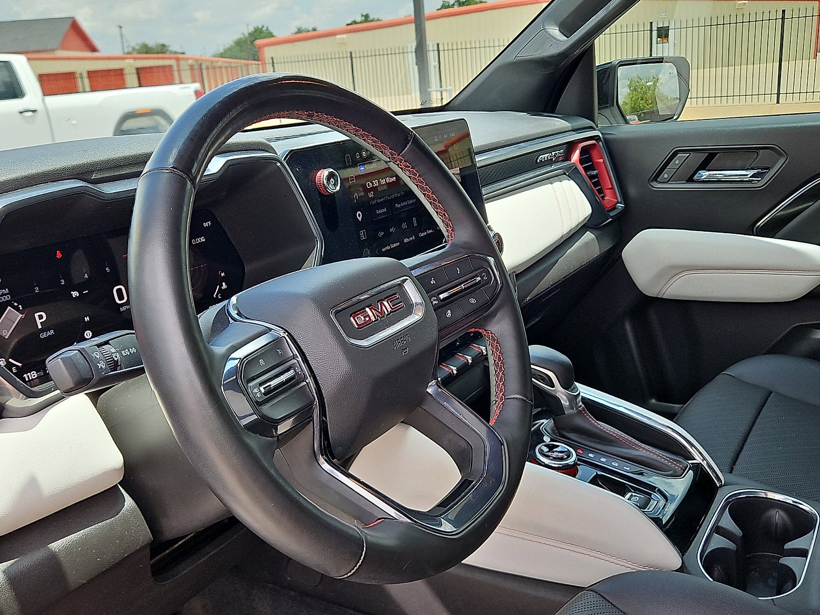 2023 GMC Canyon AT4X