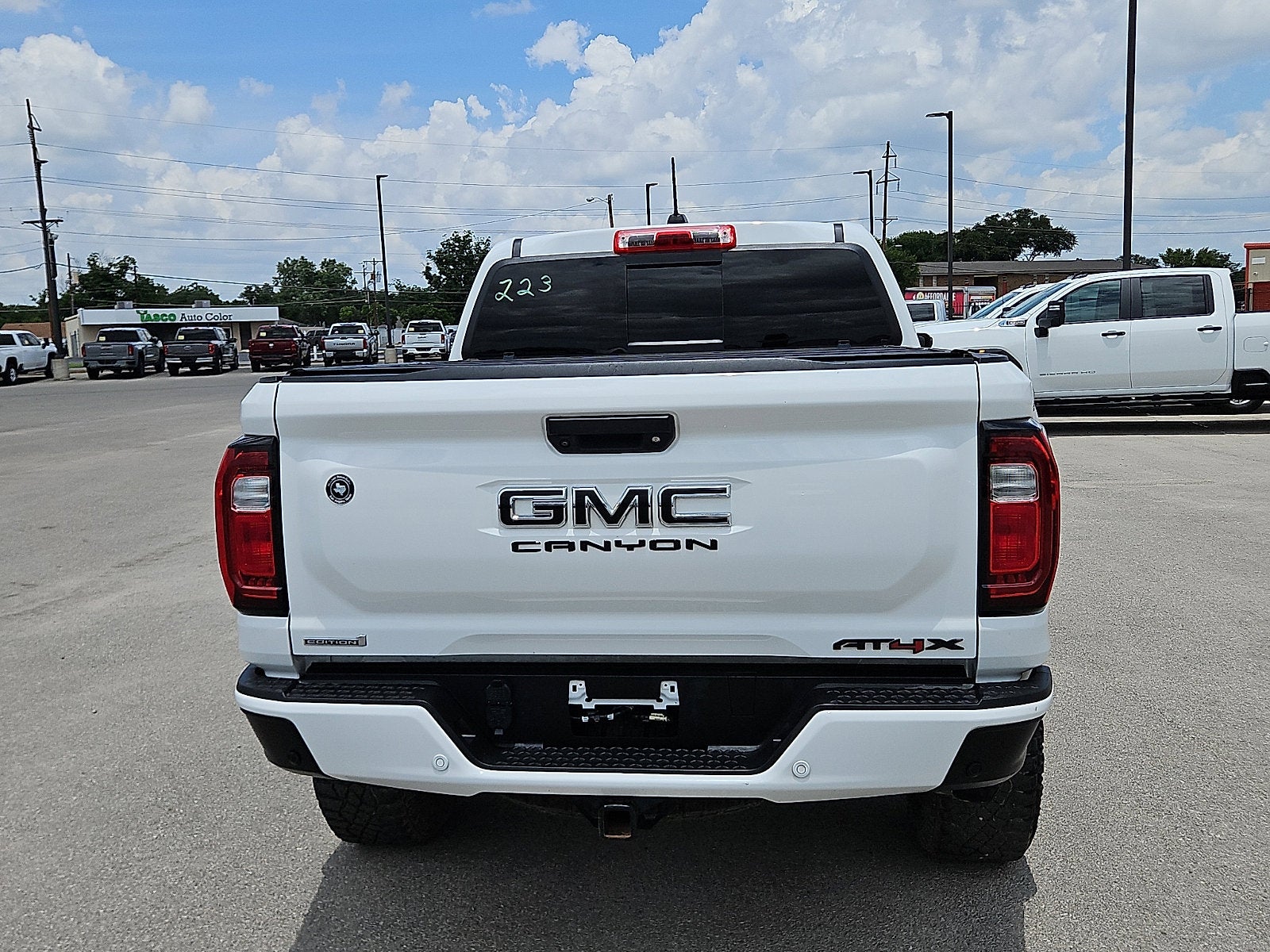 2023 GMC Canyon AT4X