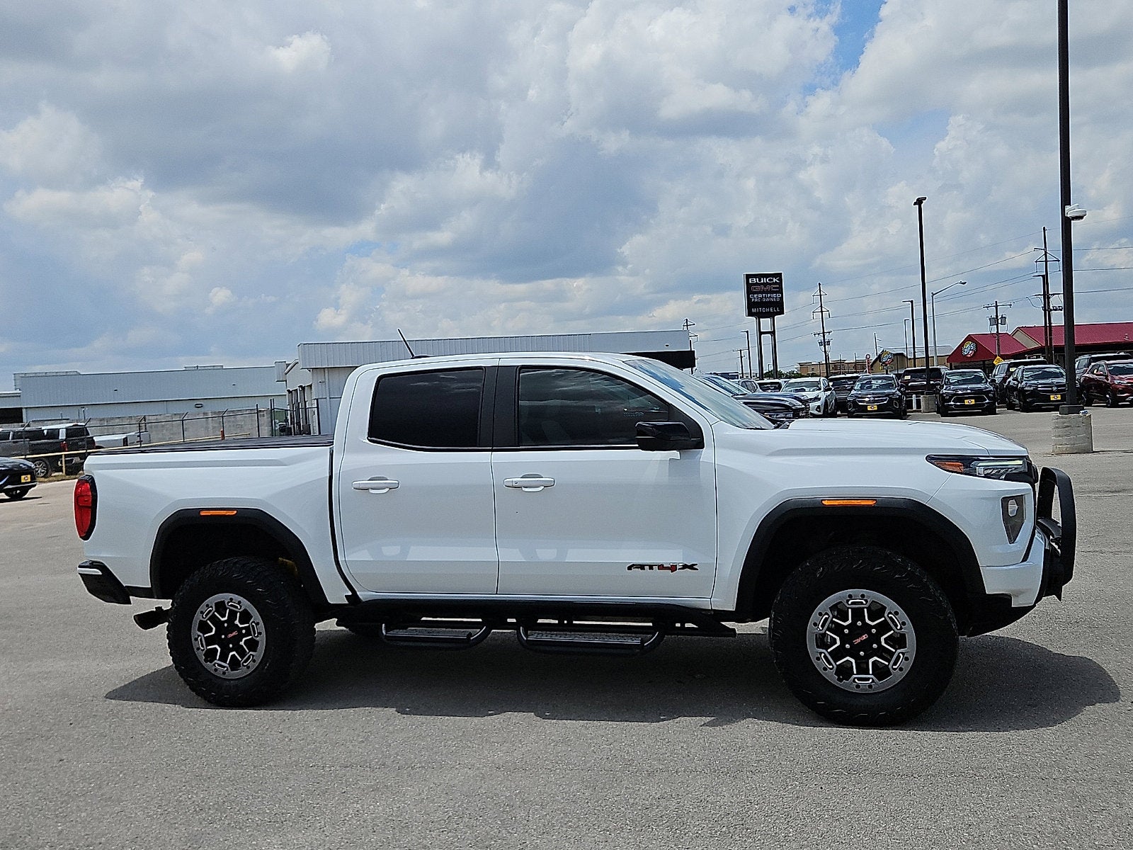 2023 GMC Canyon AT4X