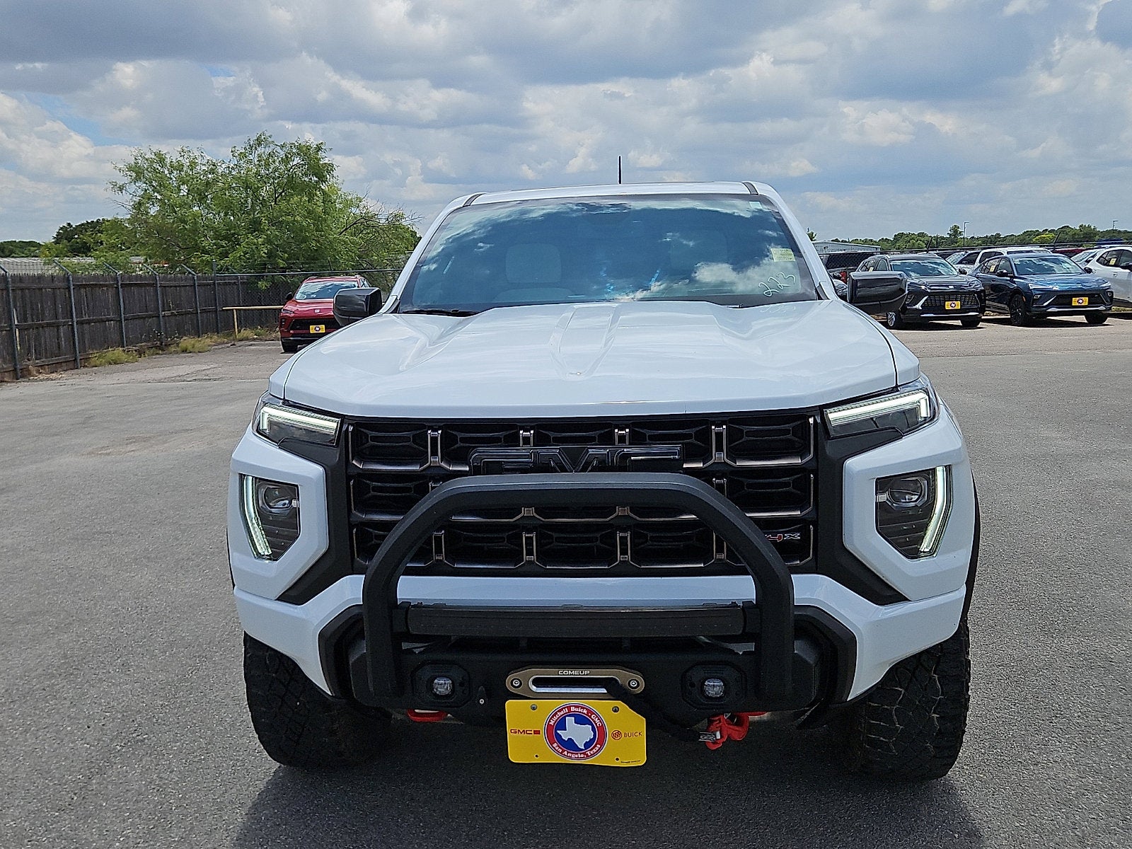 2023 GMC Canyon AT4X