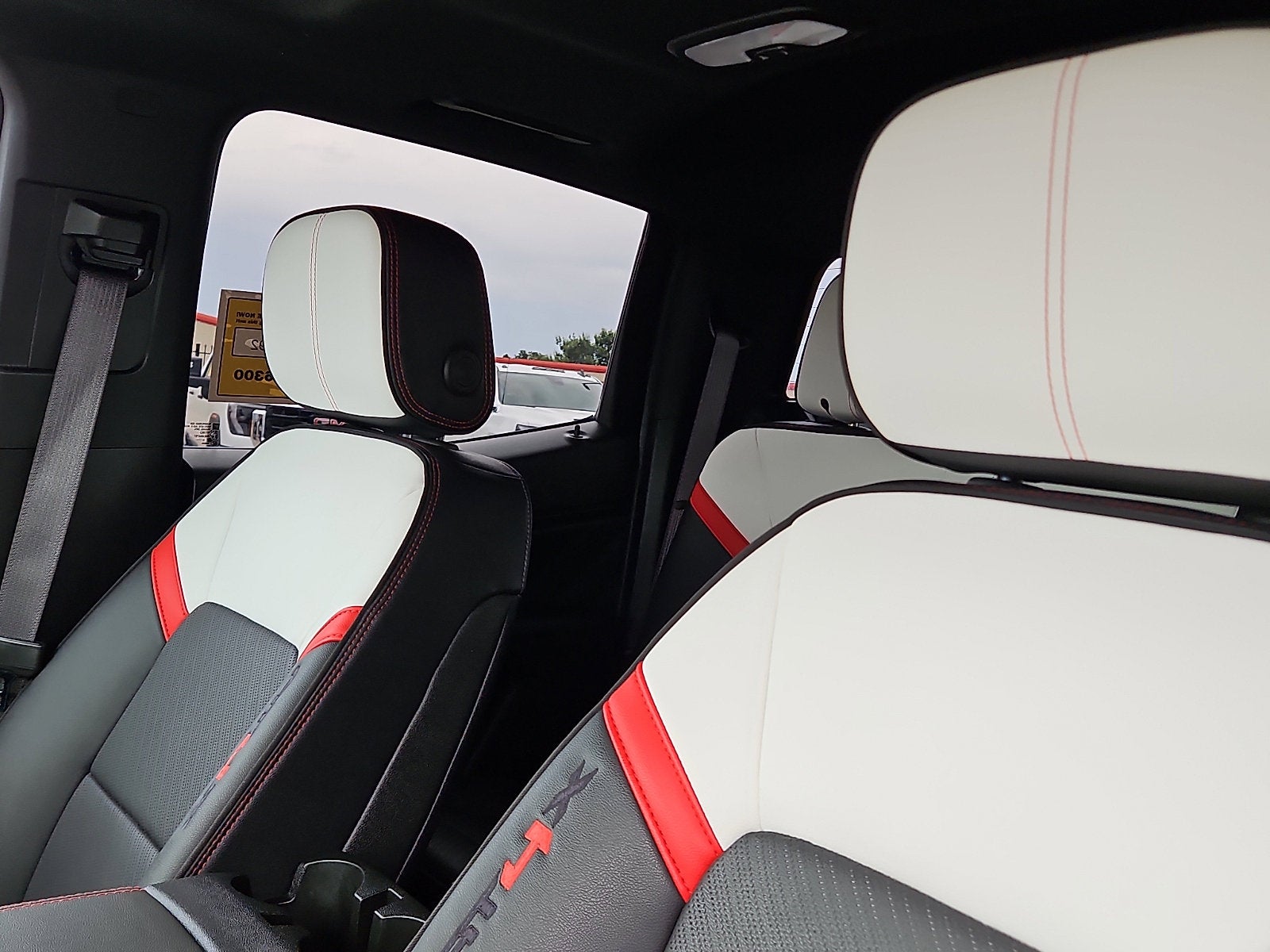 2023 GMC Canyon AT4X