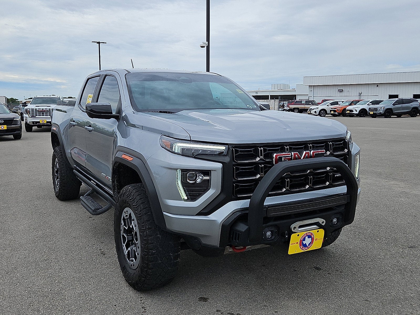 2023 GMC Canyon AT4X