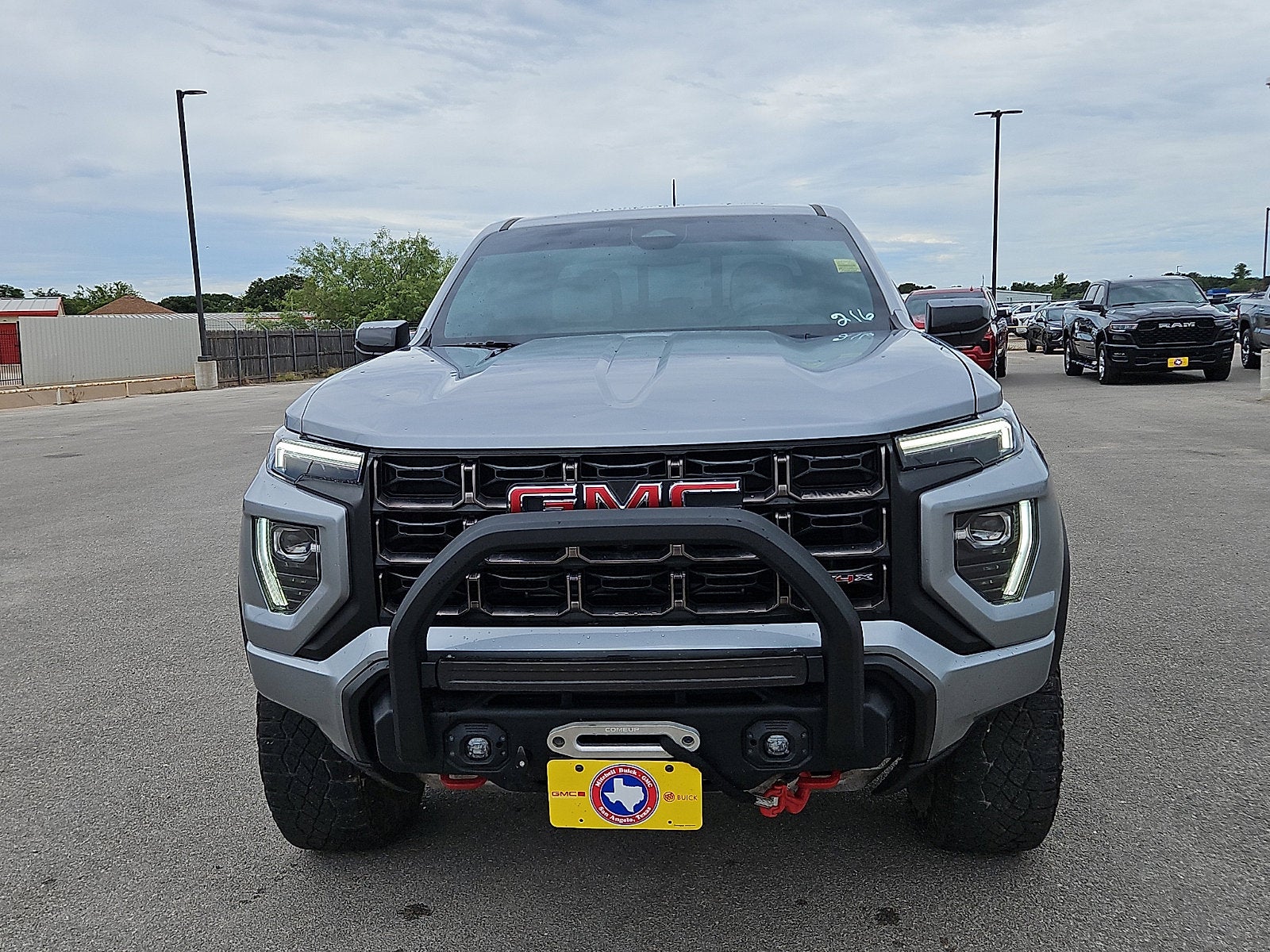 2023 GMC Canyon AT4X