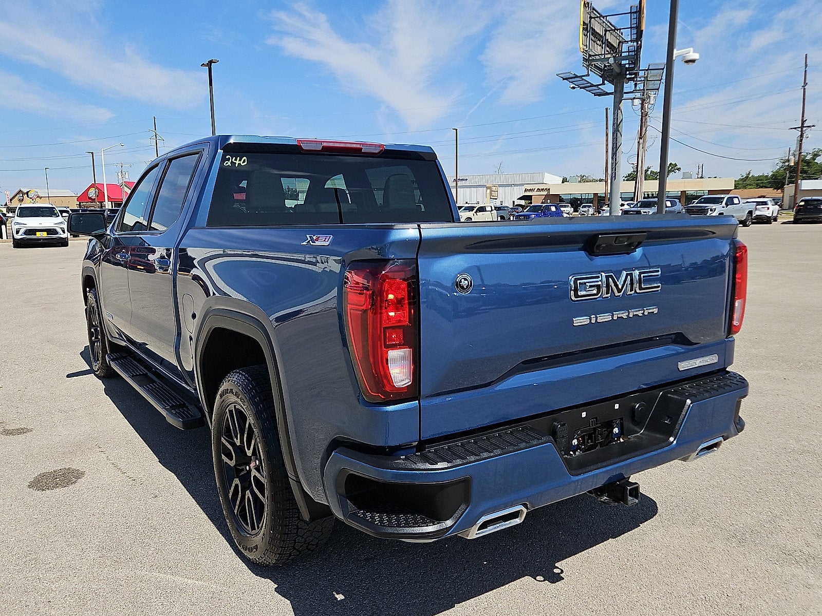 2024 GMC Sierra 1500 Elevation