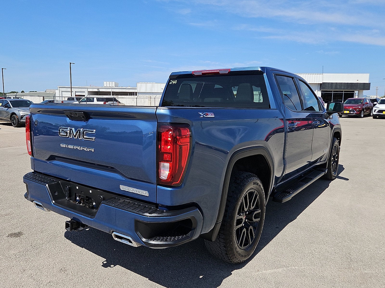 2024 GMC Sierra 1500 Elevation