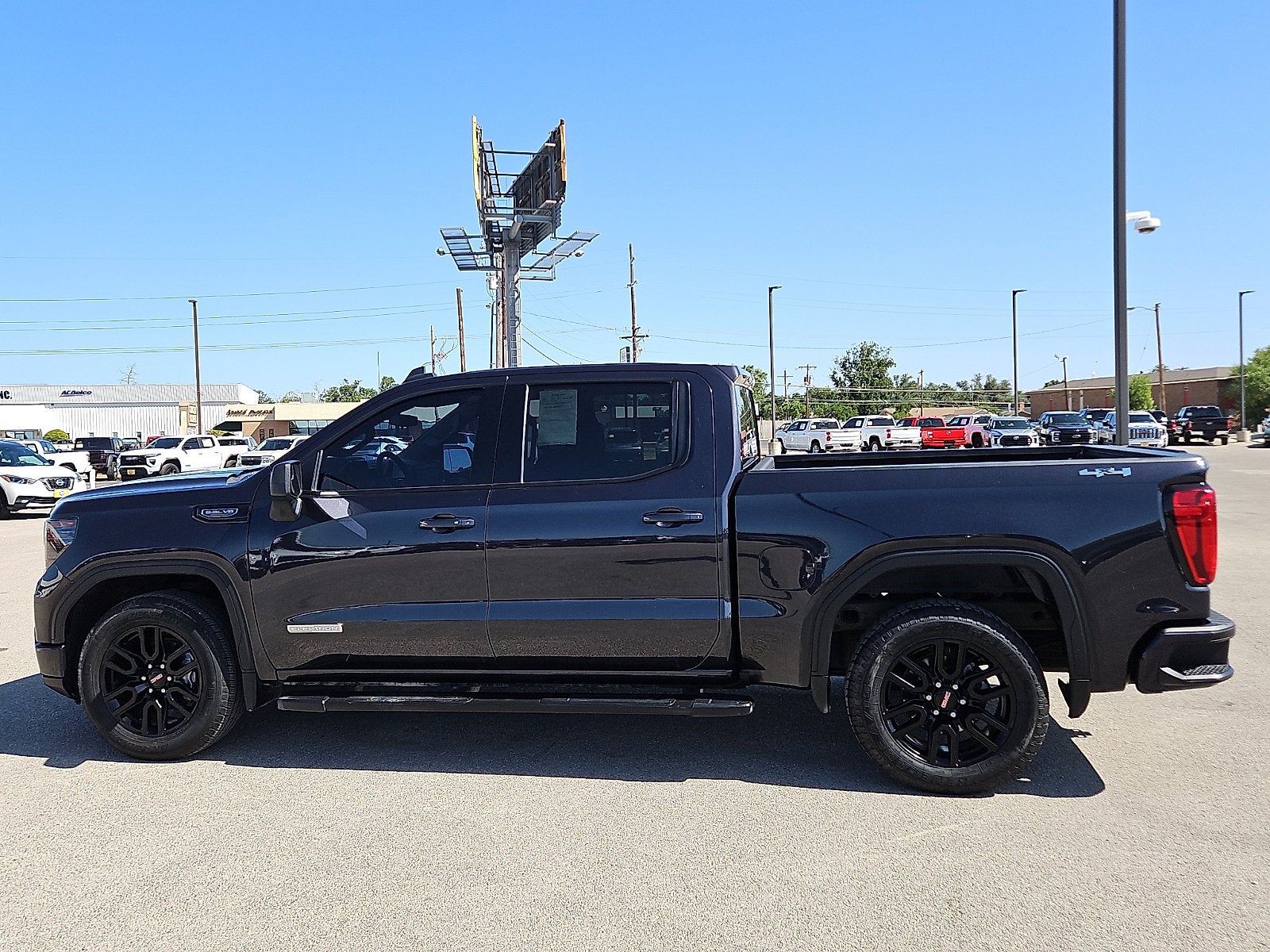 2022 GMC Sierra 1500 Elevation