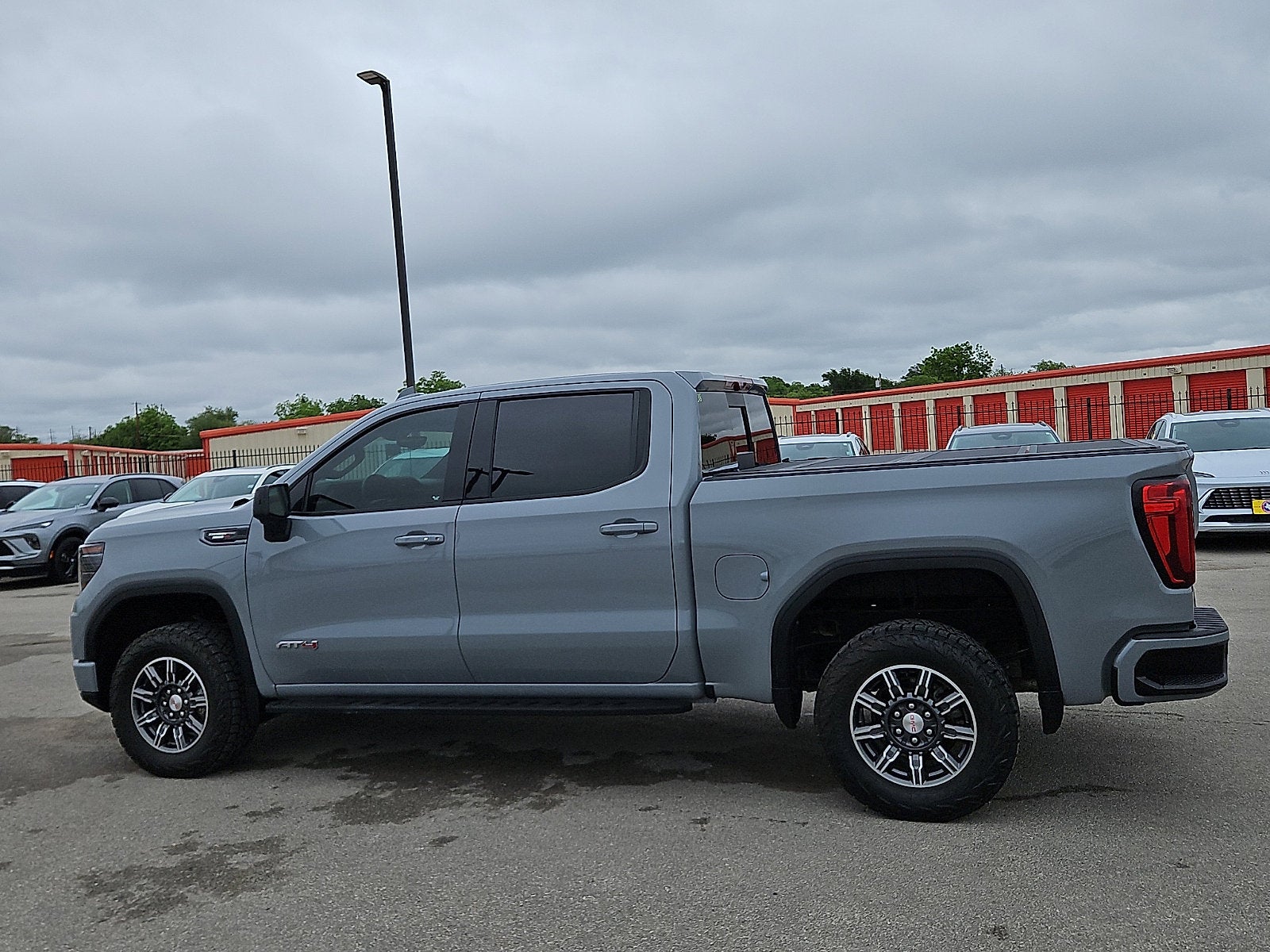 2024 GMC Sierra 1500 AT4