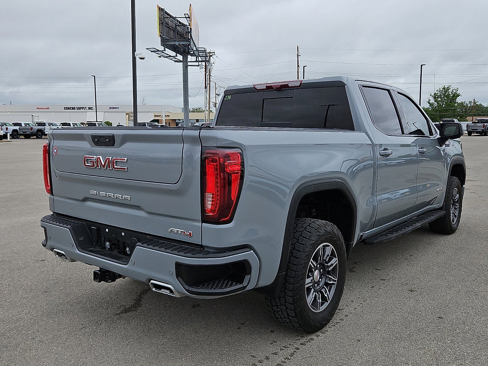 2024 GMC Sierra 1500 AT4