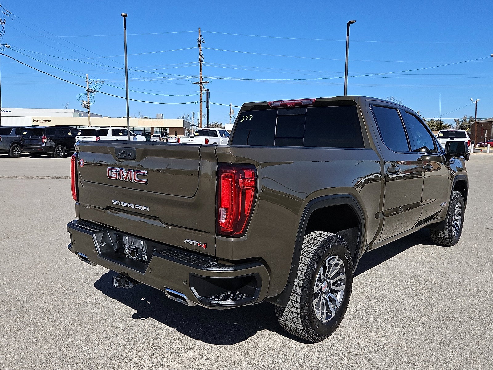 2023 GMC Sierra 1500 AT4