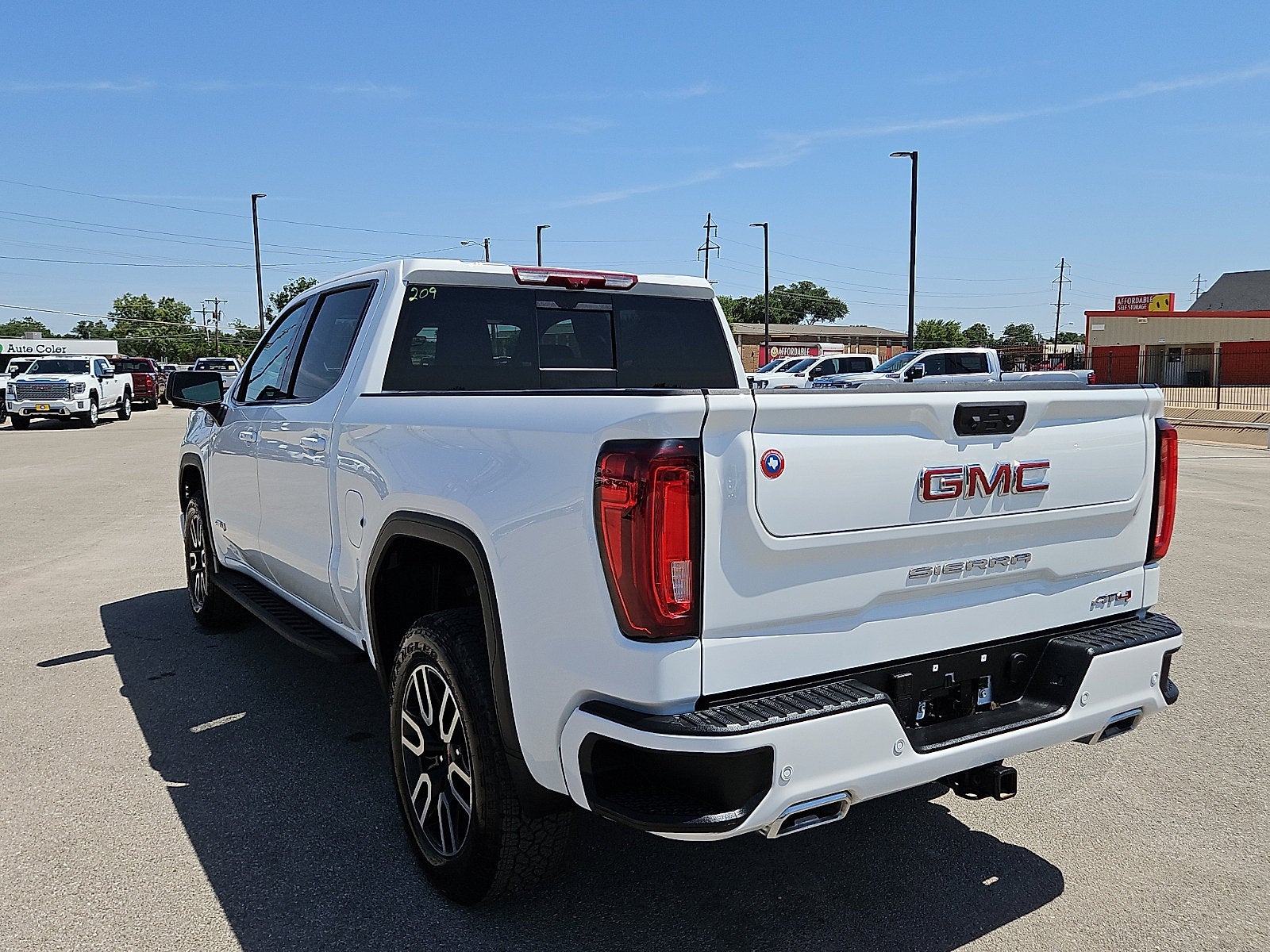 2025 GMC Sierra 1500 AT4