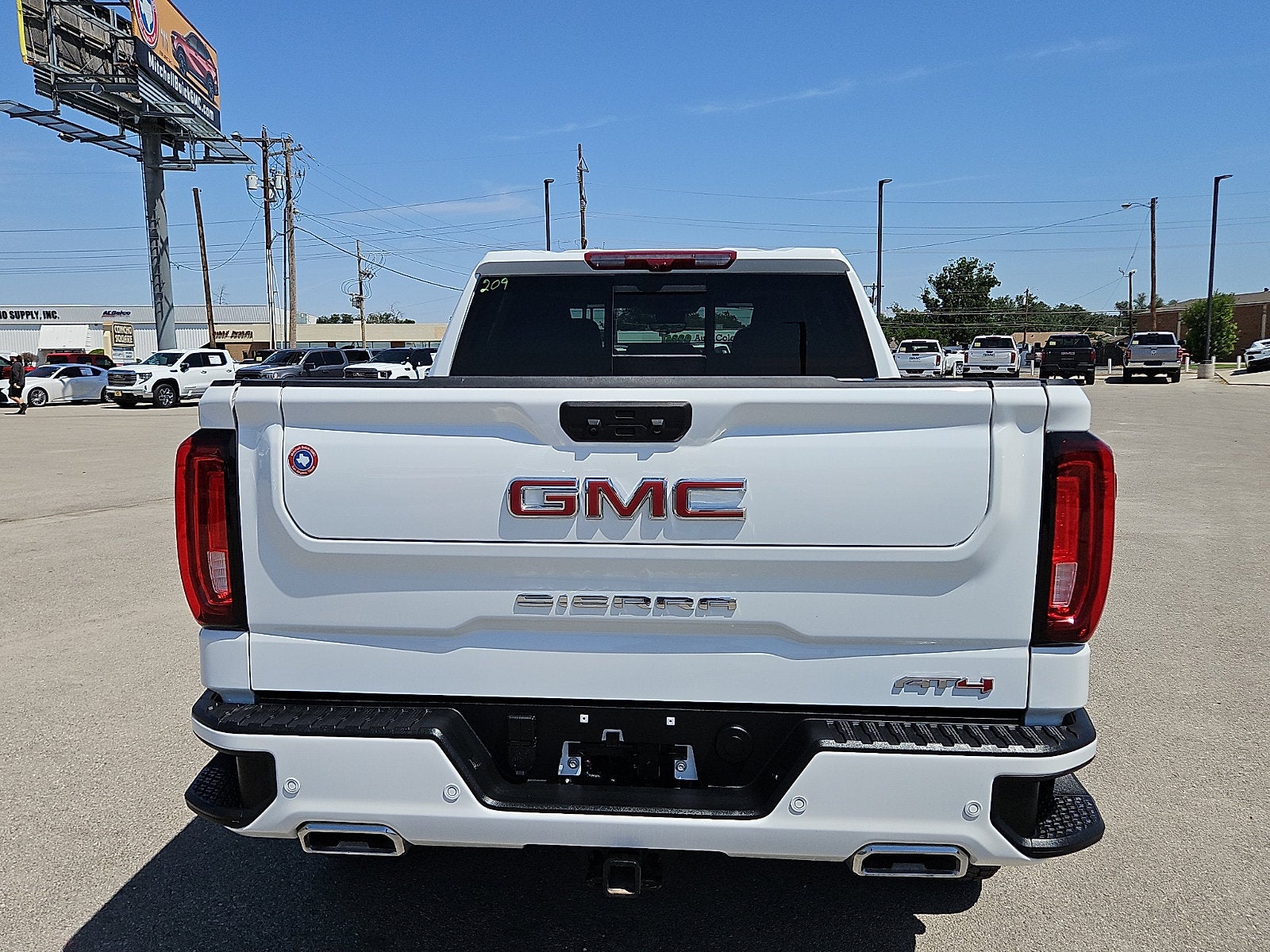 2025 GMC Sierra 1500 AT4
