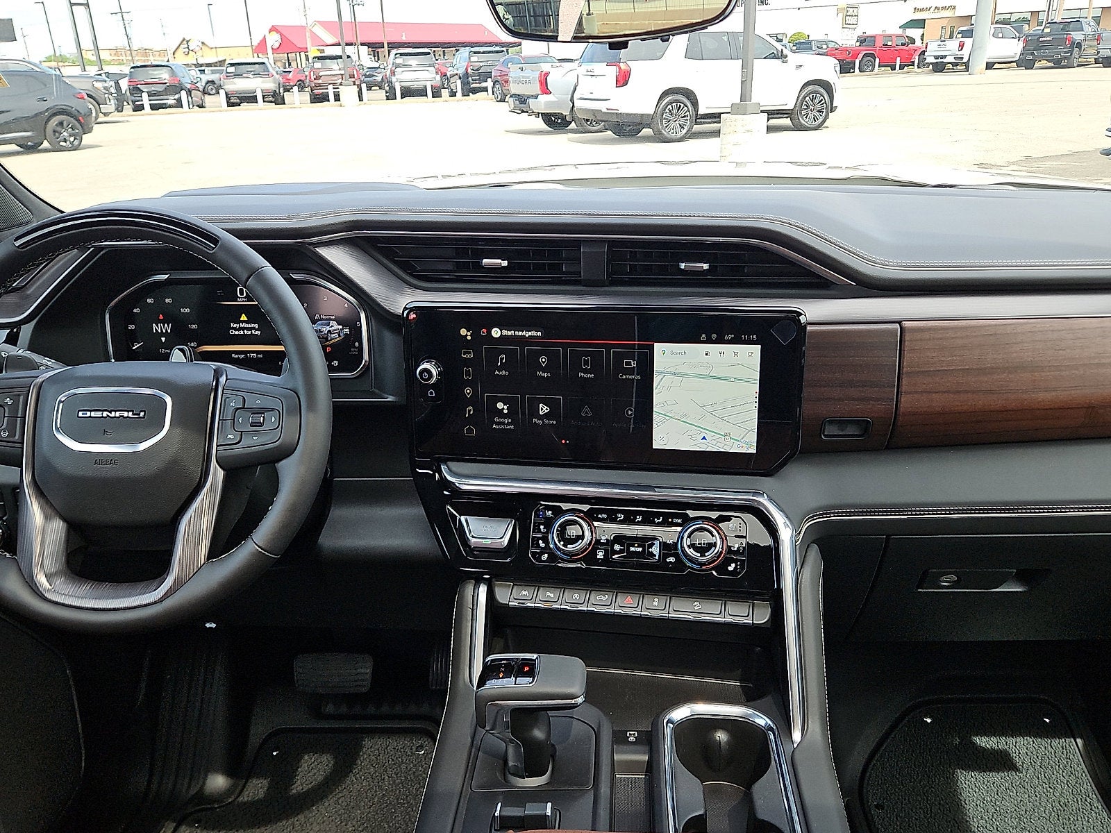 2026 GMC Sierra 1500 Denali Ultimate - Photo 10