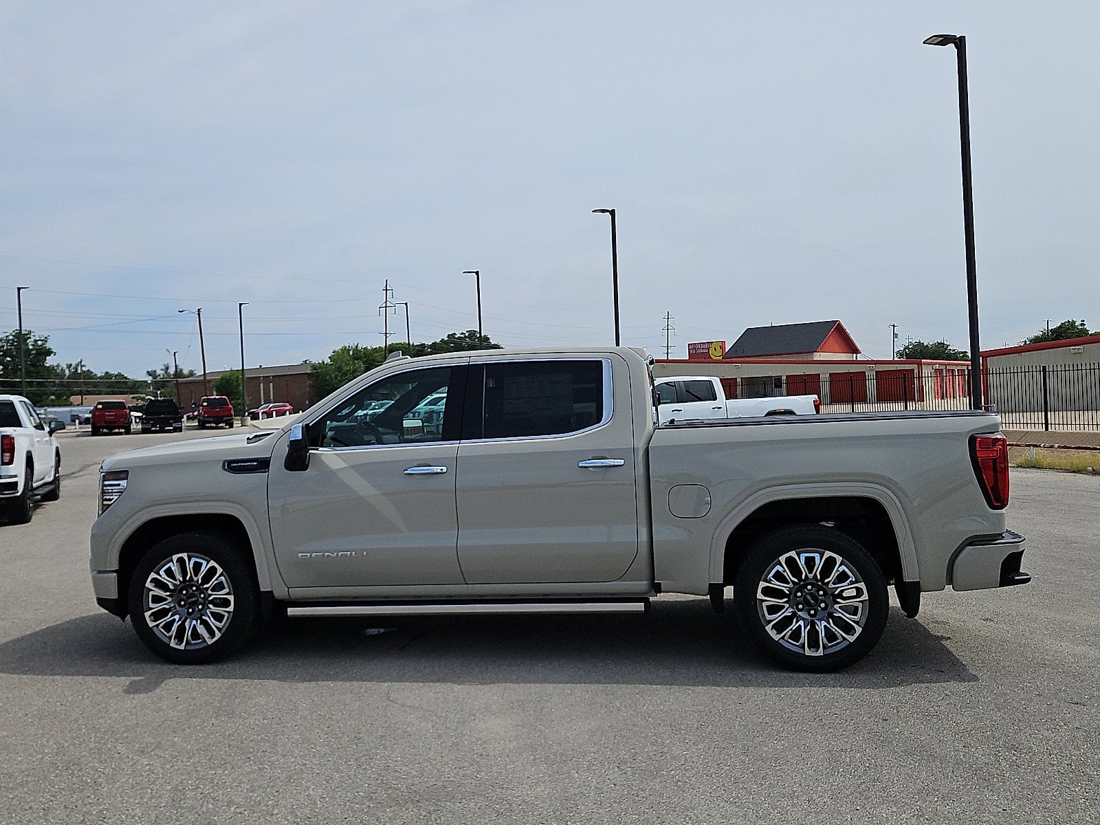 2026 GMC Sierra 1500 Denali Ultimate - Photo 2