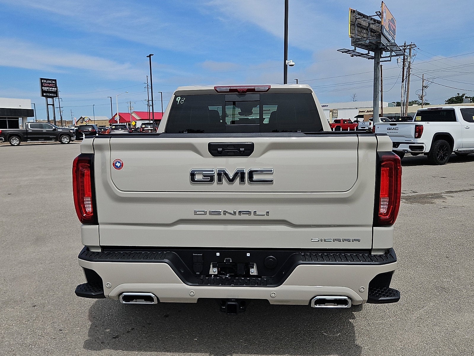 2026 GMC Sierra 1500 Denali Ultimate - Photo 4
