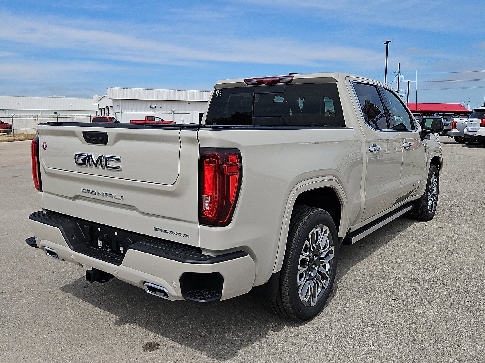 2026 GMC Sierra 1500 Denali Ultimate - Photo 5
