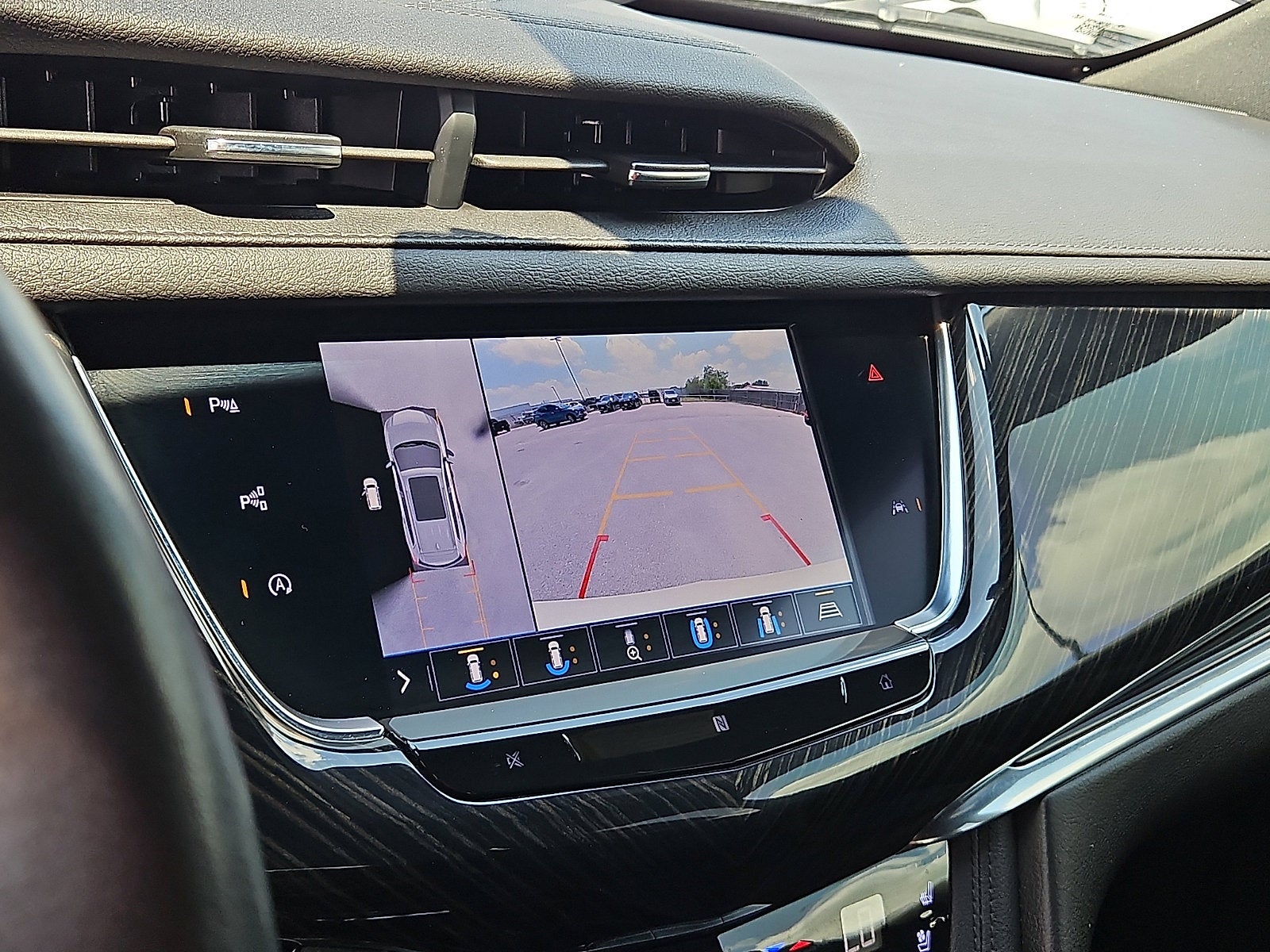 2020 Cadillac XT6 Premium Luxury