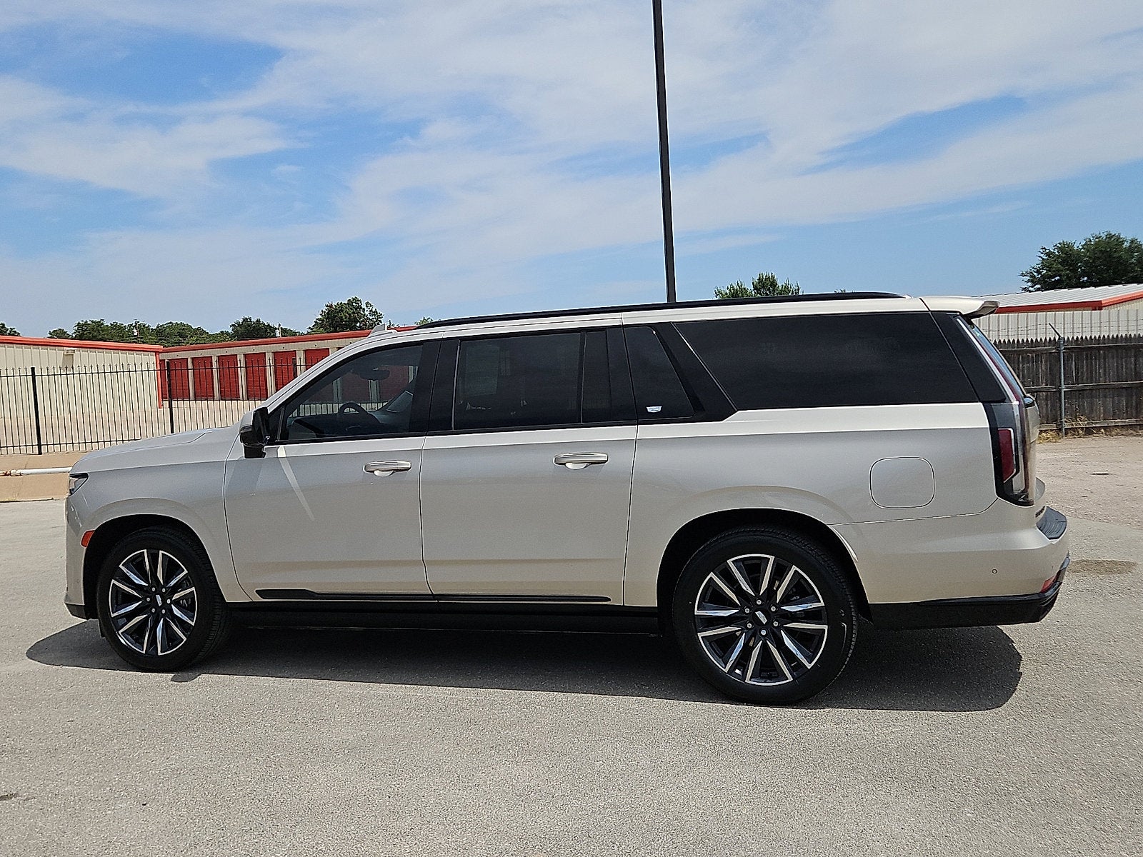2024 Cadillac Escalade ESV Sport Platinum