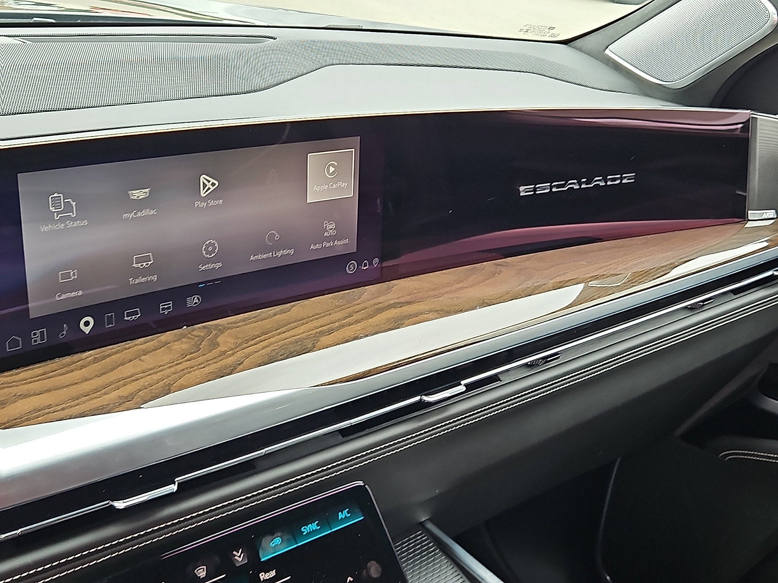2025 Cadillac Escalade Sport Platinum