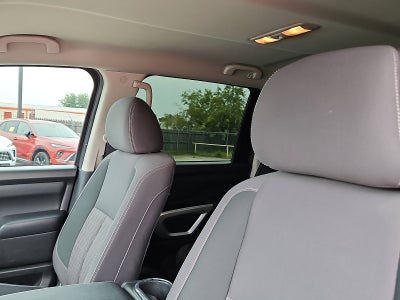 2023 Nissan TITAN Crew Cab SV 4x2
