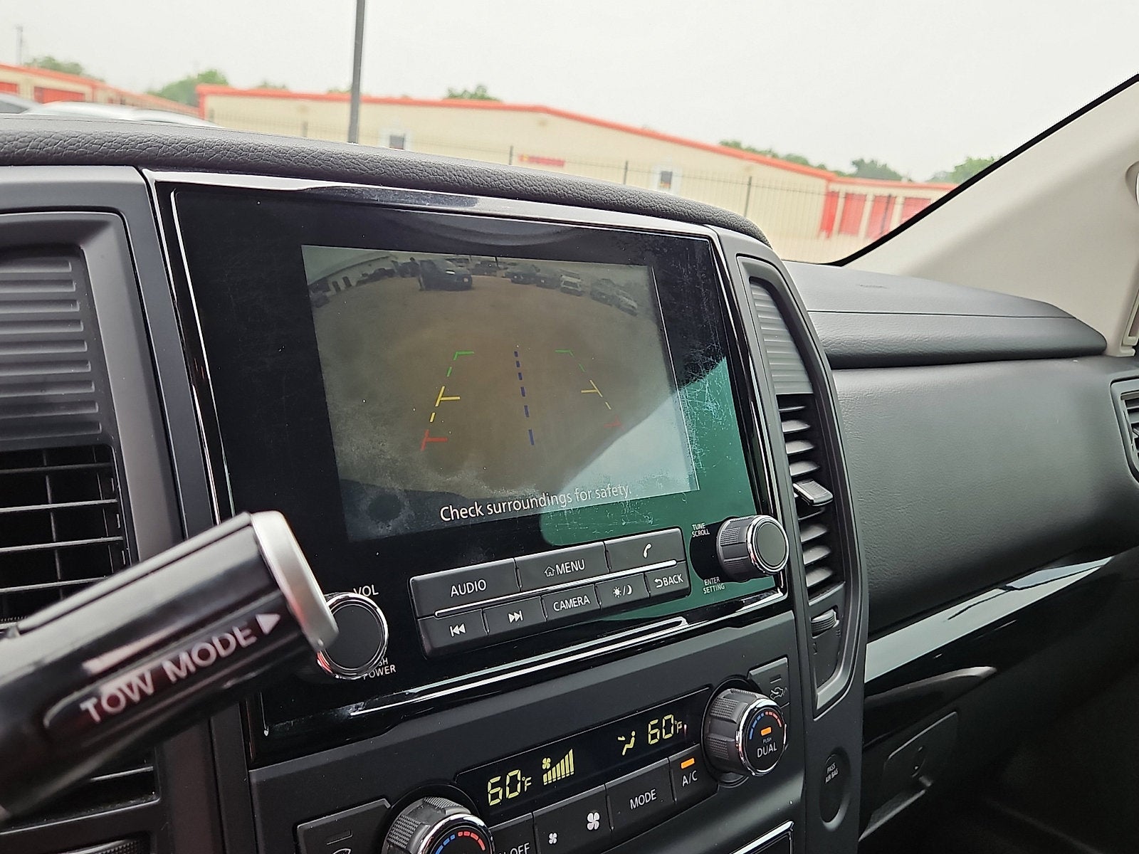 2023 Nissan TITAN Crew Cab SV 4x2