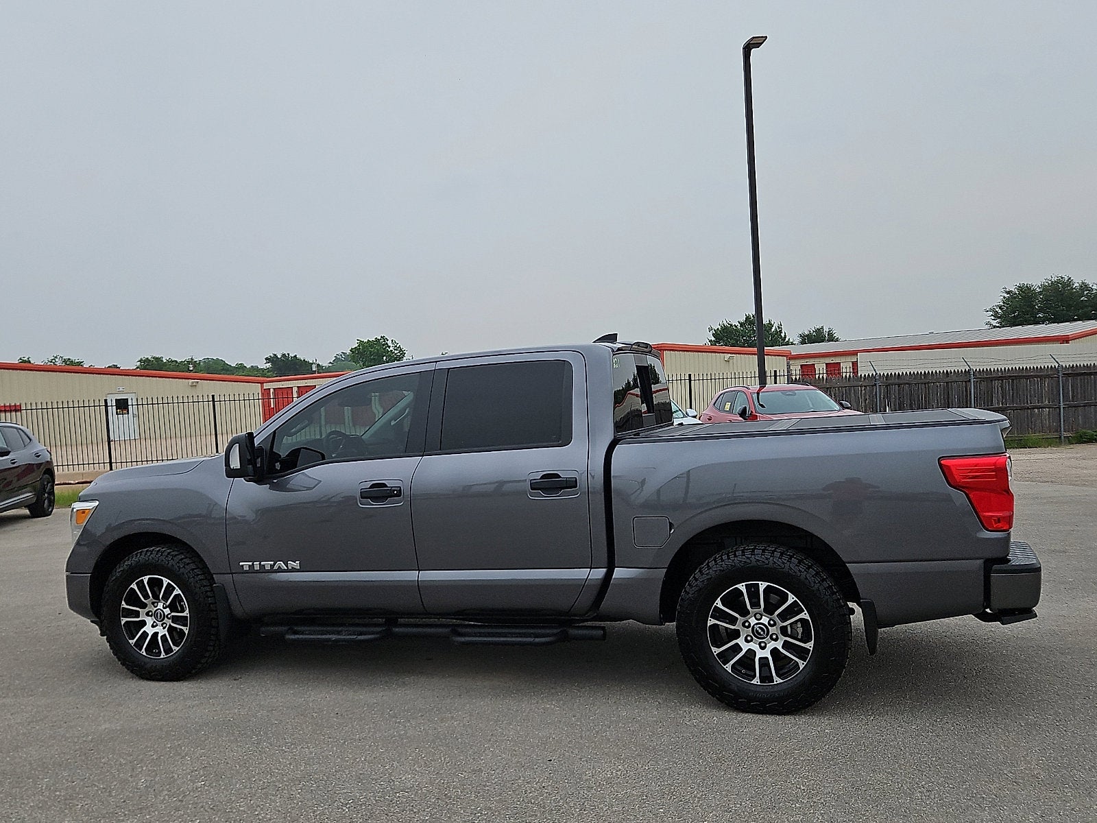 2023 Nissan TITAN Crew Cab SV 4x2