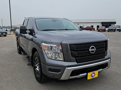 2023 Nissan TITAN Crew Cab SV 4x2