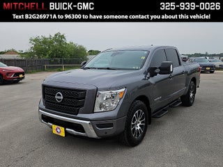 2023 Nissan TITAN Crew Cab SV 4x2