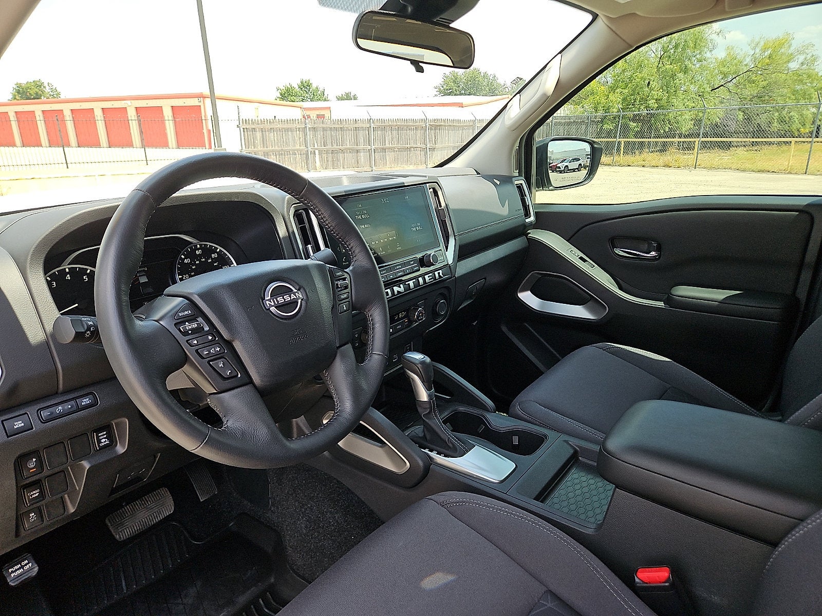2025 Nissan Frontier King Cab SV 4x2