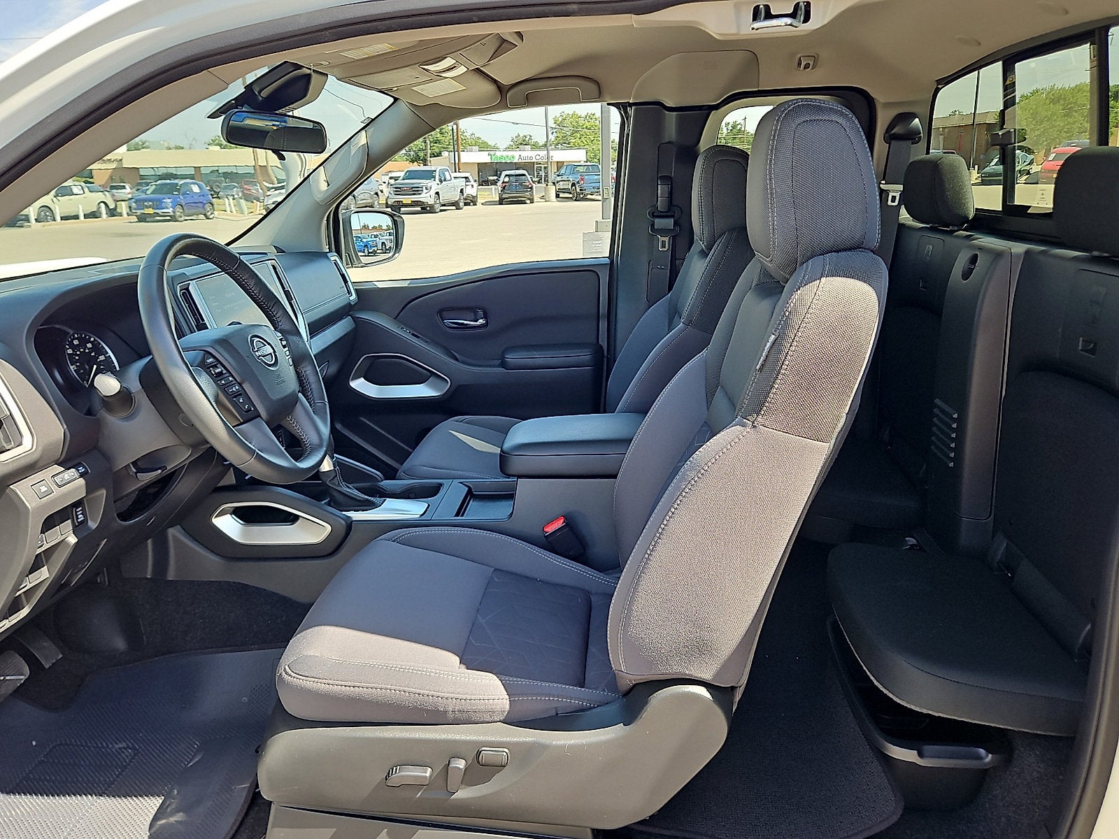 2025 Nissan Frontier King Cab SV 4x2