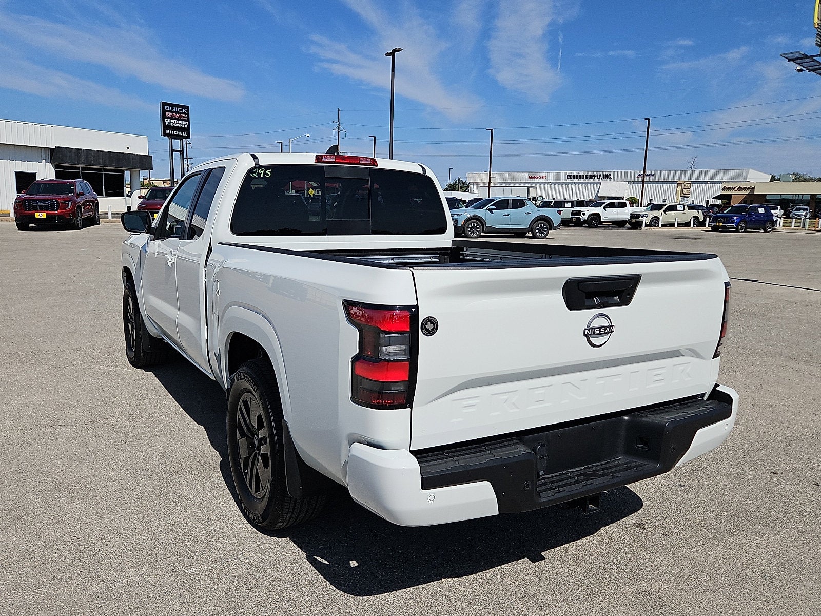 2025 Nissan Frontier King Cab SV 4x2
