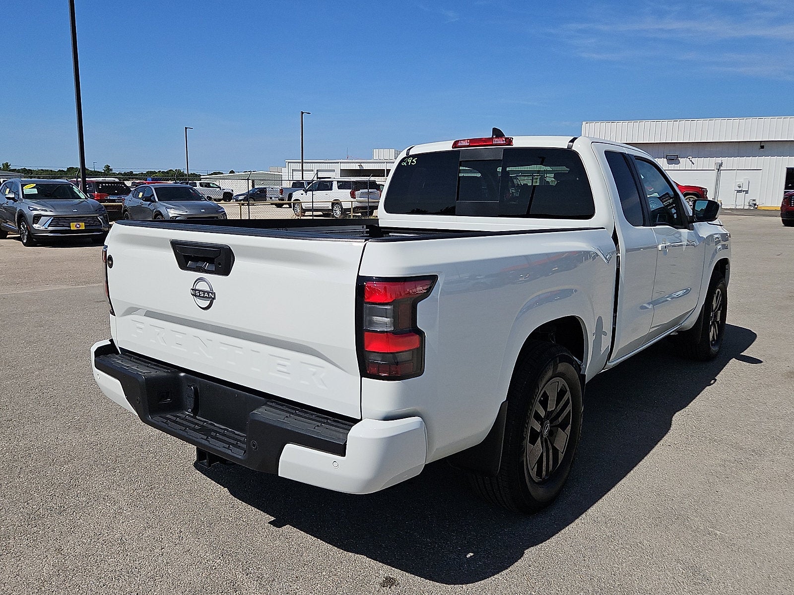2025 Nissan Frontier King Cab SV 4x2