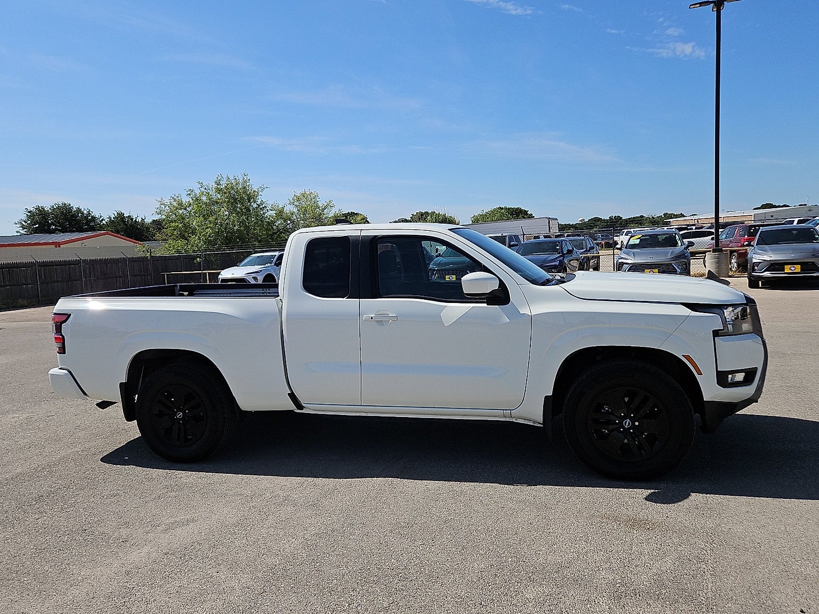 2025 Nissan Frontier King Cab SV 4x2