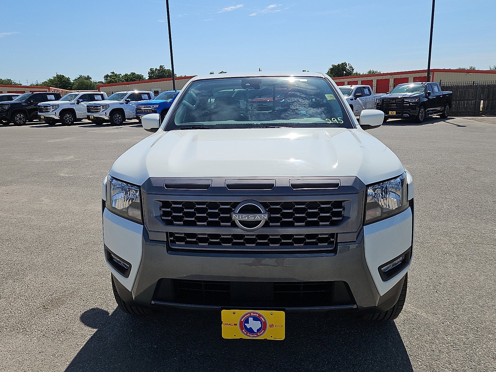2025 Nissan Frontier King Cab SV 4x2