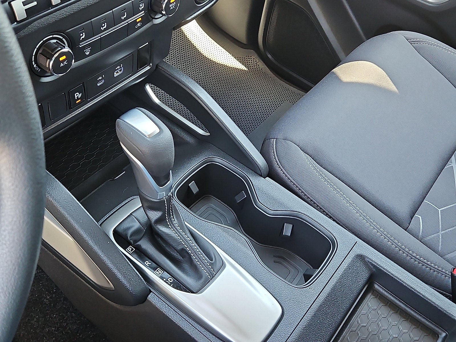 2026 Nissan Frontier Crew Cab SV 4x2